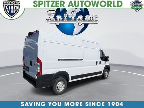 Used 2025 RAM ProMaster 2500 w/ Convenience Group FWD image 2