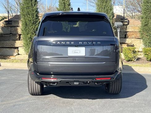 Used 2026 Land Rover Range Rover Long Wheelbase SE AWD/4WD image 4