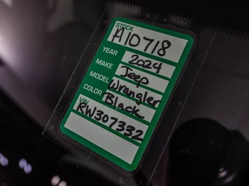 Used 2024 Jeep Wrangler Willys image 46