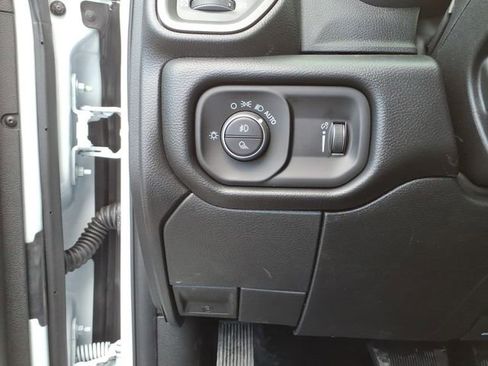 New 2026 RAM 3500 Tradesman AWD/4WD image 16