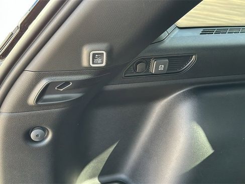 New 2025 Jeep Grand Cherokee Limited w/ Black Appearance Package image 29