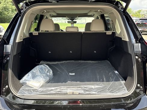 New 2026 Nissan Rogue Dark Armor FWD image 21