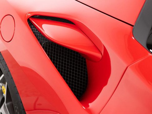 Certified 2022 Ferrari F8 Tributo image 36