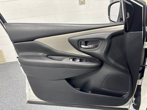 Used 2018 Nissan Murano SV w/ Cargo Package AWD/4WD image 30