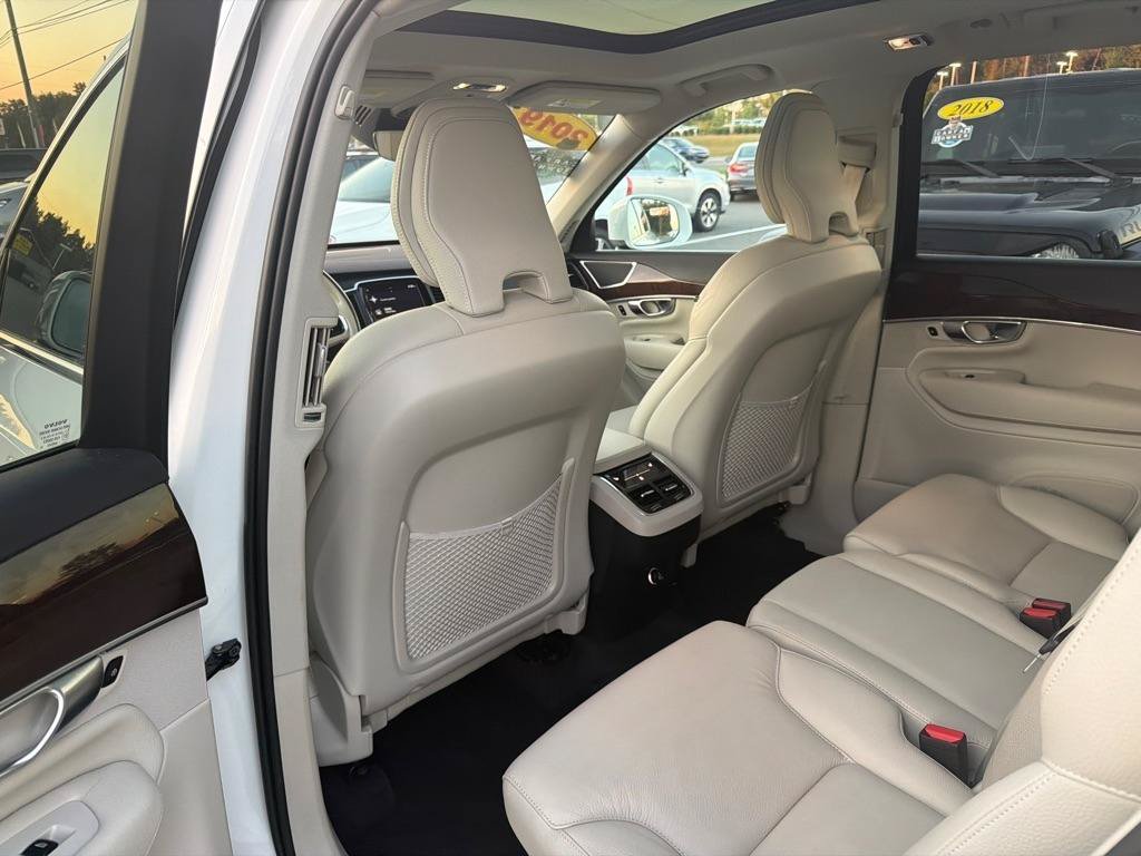 Used 2019 Volvo XC90 T6 Momentum w/ Protection Package Premier AWD/4WD image 16