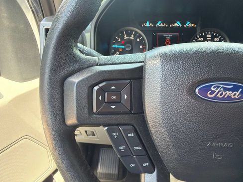 Used 2020 Ford F150 XLT w/ Equipment Group 302A Luxury AWD/4WD image 5