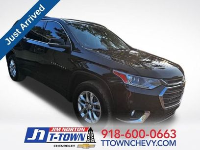 Used 2021 Chevrolet Traverse LT