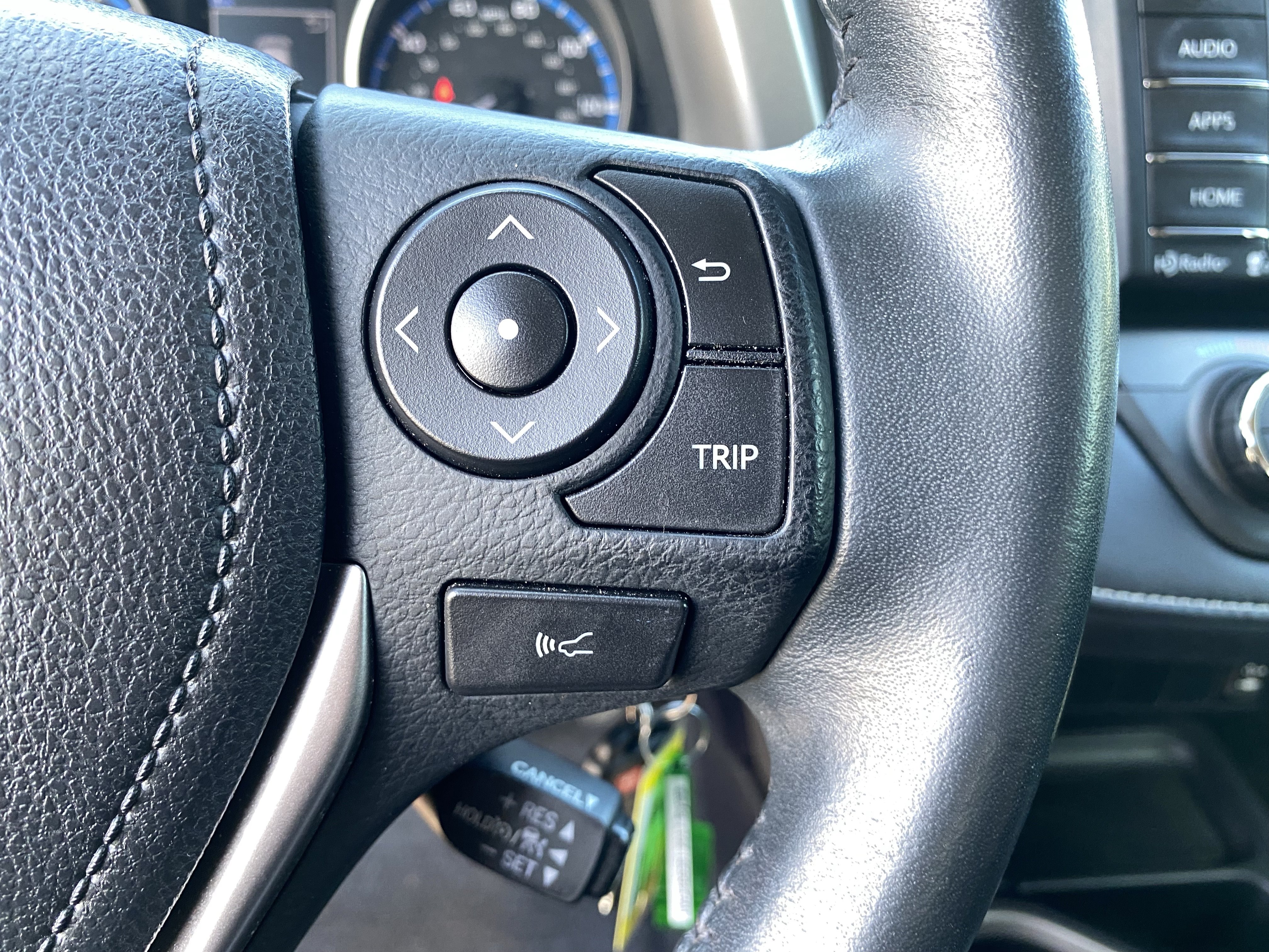Used 2017 Toyota RAV4 XLE w/ Carpet Mat Package FWD image 29