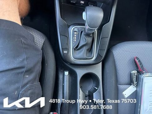 Certified 2024 Kia Soul LX FWD image 20