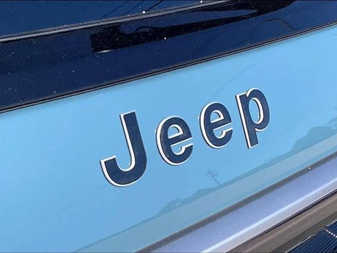 New 2026 Jeep Grand Wagoneer w/ Premium Group I image 15