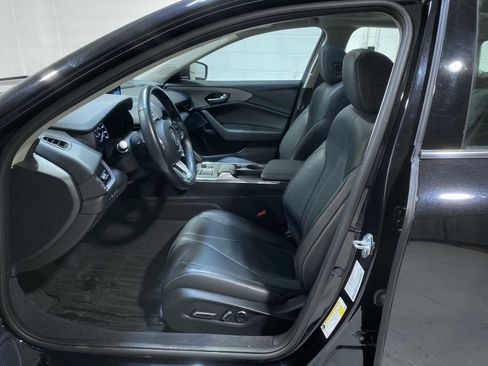 Used 2022 Acura TLX w/ Technology Package image 2