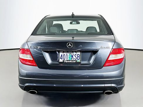 Used 2011 Mercedes-Benz C 300 4MATIC Sedan image 7