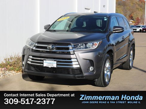 Used 2019 Toyota Highlander Limited image 26
