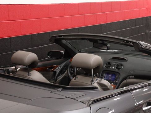 Used 2007 Mercedes-Benz SL 550 image 10
