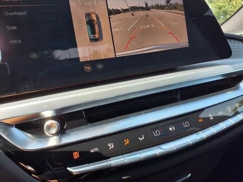 New 2025 Cadillac Lyriq Luxury image 31