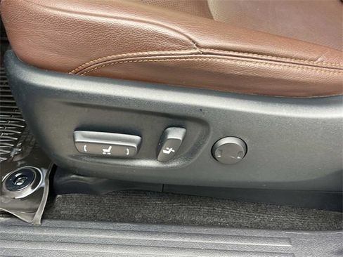 Used 2023 Toyota 4Runner Limited image 29