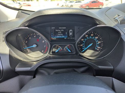 Used 2016 Ford Escape SE w/ Equipment Group 201A FWD image 28