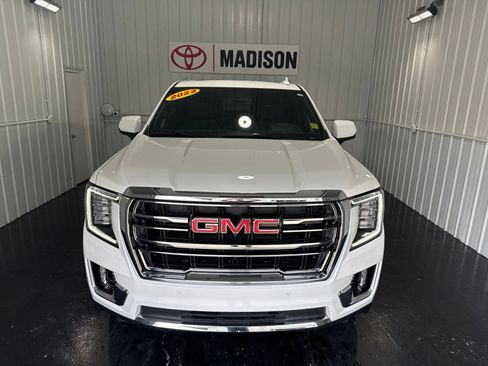 Used 2022 GMC Yukon SLT w/ SLT Premium Package AWD/4WD image 5