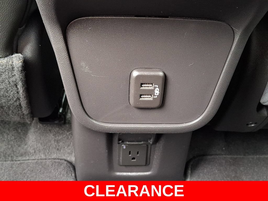 Used 2024 GMC Terrain SLT AWD/4WD image 11