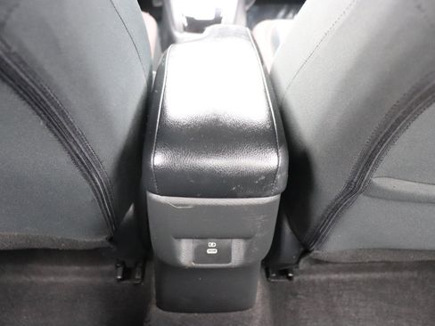 Used 2024 Nissan Versa SR image 20