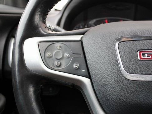 Used 2019 GMC Terrain SLT w/ Preferred Package image 13