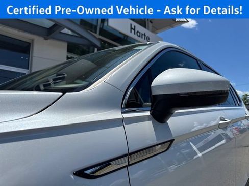 Certified 2023 Volkswagen Tiguan SE w/ Panoramic Sunroof Package AWD/4WD image 27