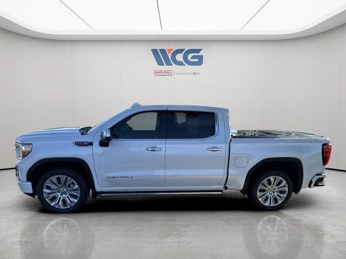 Used 2022 GMC Sierra 1500 Denali w/ Denali Premium Package AWD/4WD image 6