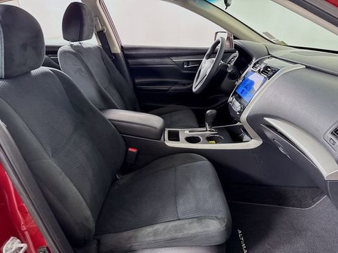 Used 2015 Nissan Altima 2.5 S w/ Special Edition Package image 25