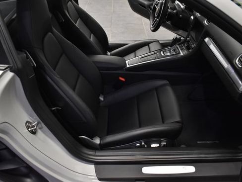 Used 2018 Porsche 718 Cayman S RWD image 22
