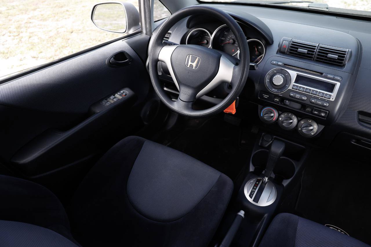 Used 2007 Honda Fit image 21