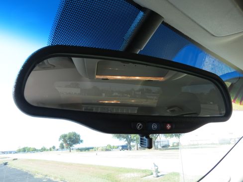 Used 2011 Chevrolet Silverado 1500 LT w/ Regional Value Package image 21