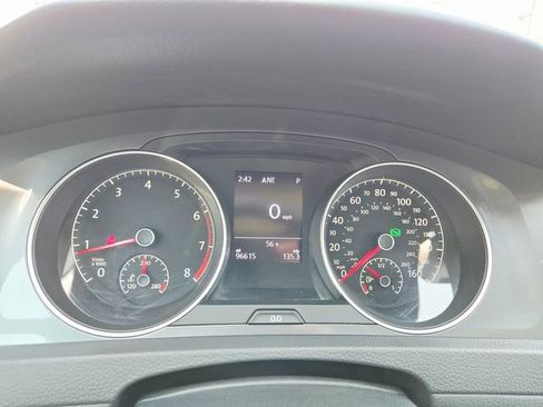 Used 2017 Volkswagen Golf Alltrack SE image 22