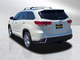 Used 2019 Toyota Highlander Limited image 4