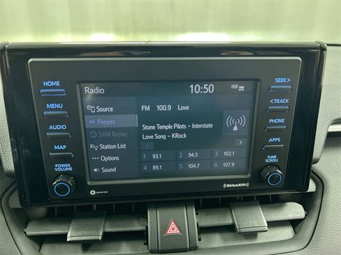 Used 2020 Toyota RAV4 XLE image 14