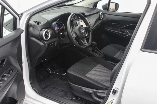 Used 2024 Nissan Versa S w/ Trunk Package FWD image 16