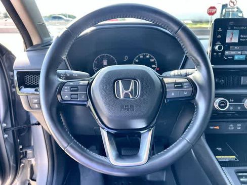 Used 2025 Honda CR-V EX-L image 17