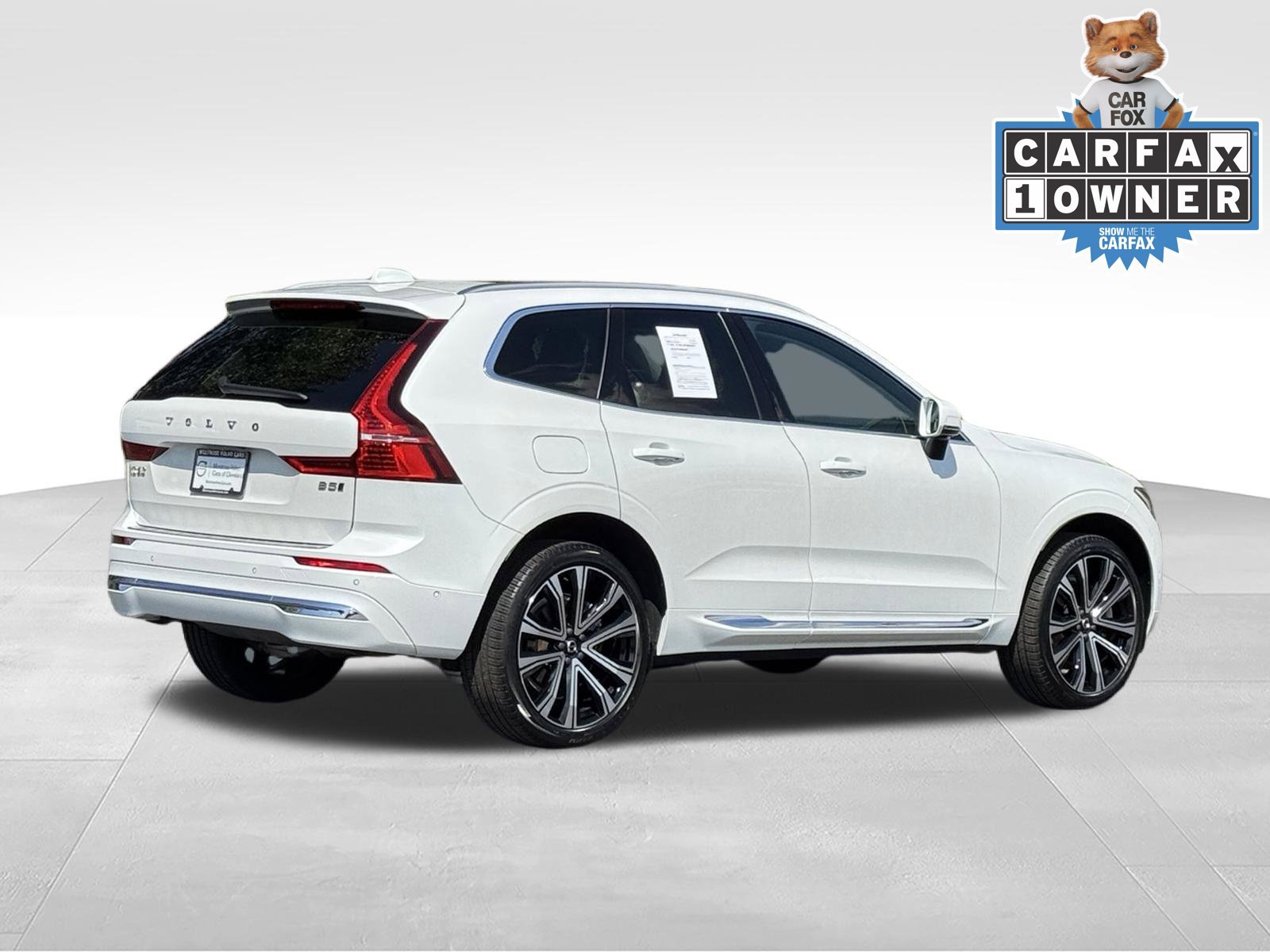 Used 2023 Volvo XC60 B5 Ultimate AWD/4WD image 4