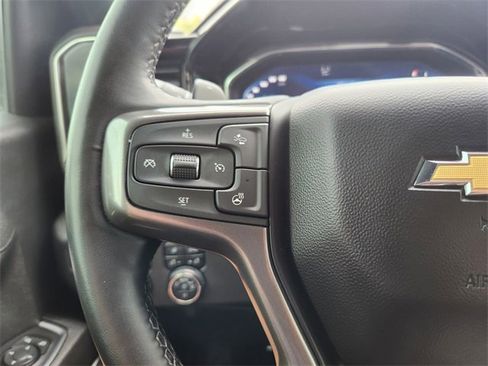 Used 2023 Chevrolet Silverado 1500 High Country w/ Technology Package image 21