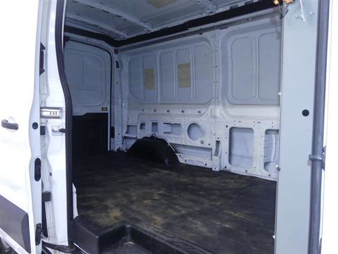 Used 2018 Ford Transit 250 148 Medium Roof image 21