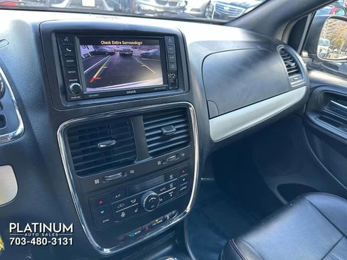 Used 2018 Dodge Grand Caravan GT image 10