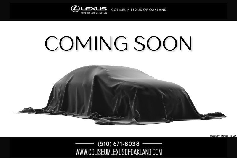 Used 2004 Lexus RX 330 w/ Premium Plus Pkg FWD image 1