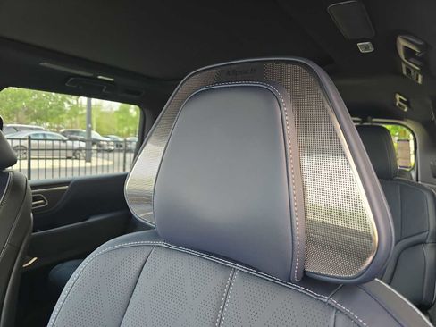 New 2026 INFINITI QX80 4WD w/ Sport Exterior Package image 19