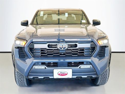 New 2025 Toyota Tacoma TRD Off-Road image 2