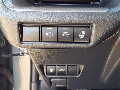 Used 2023 Toyota Prius Limited w/ Limited Premium Package image 18