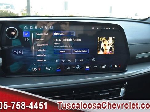 New 2026 Chevrolet Traverse LT w/ Driver Confidence Package image 29