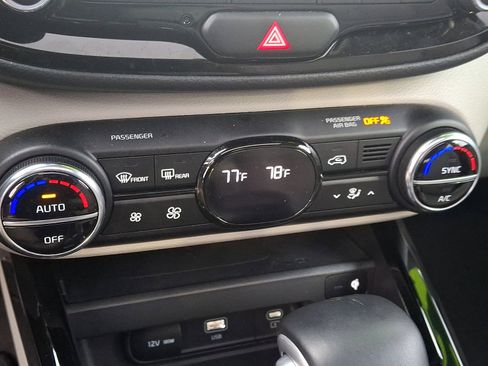 Certified 2023 Kia Soul EX image 16