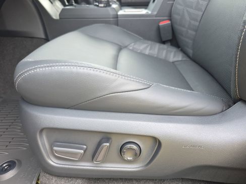 Used 2025 Toyota 4Runner TRD Sport Premium AWD/4WD image 28