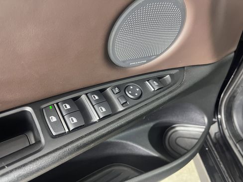 Used 2016 BMW X5 xDrive50i image 19