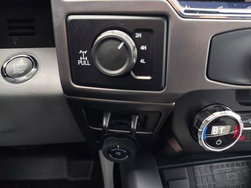 Used 2022 Ford F350 Limited w/ FX4 Off-Road Package image 10