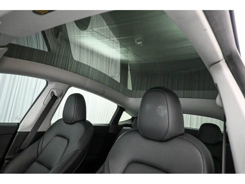 Used 2023 Tesla Model Y Performance AWD/4WD image 33